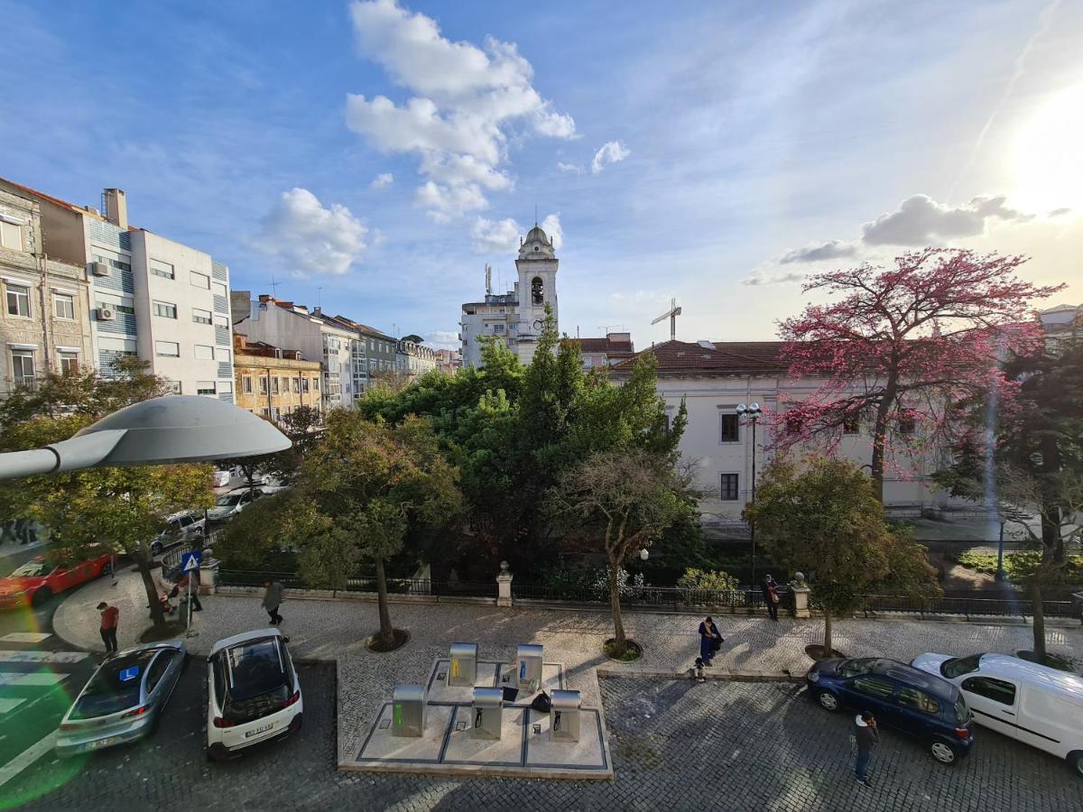 Shangri-La Hostel Anjos Lisbon Exterior photo