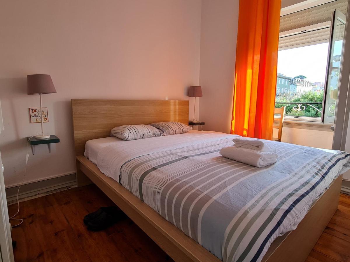 Shangri-La Hostel Anjos Lisbon Exterior photo