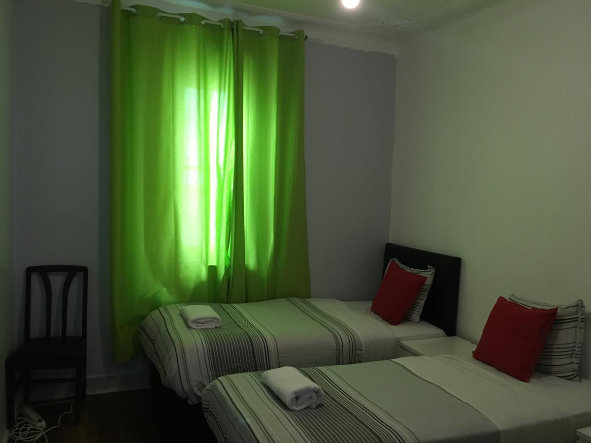 Shangri-La Hostel Anjos Lisbon Exterior photo